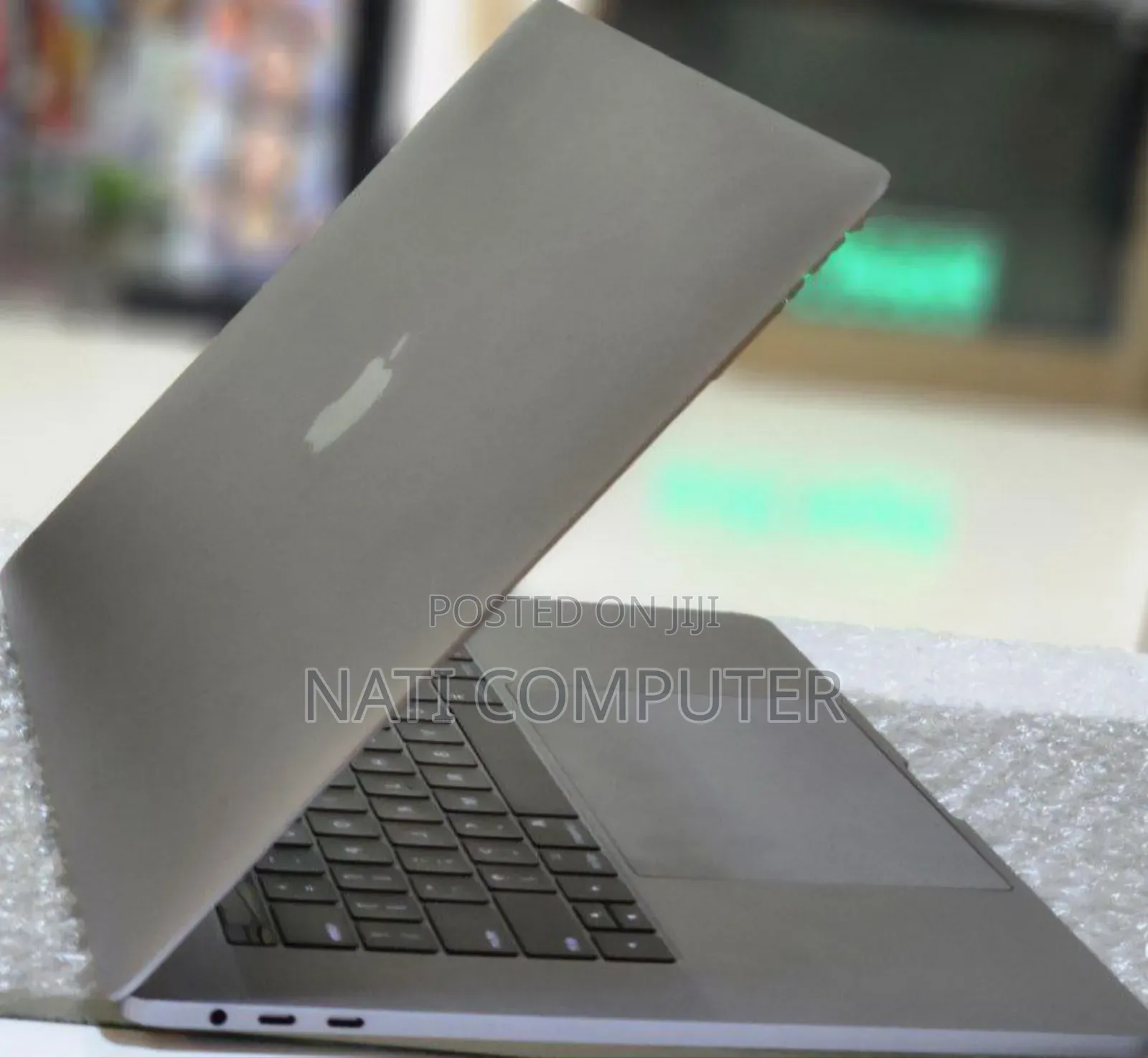 New Laptop Apple MacBook 2017 16GB Intel Core I7 SSD 512GB