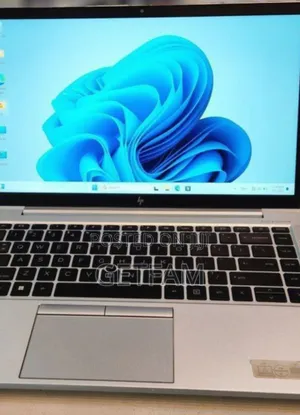 Photo - New Laptop HP EliteBook 830 G7 8GB Intel Core I5 SSD 512GB