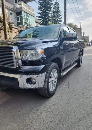 Toyota Tundra CrewMax 4x4 Limited 2010 Black