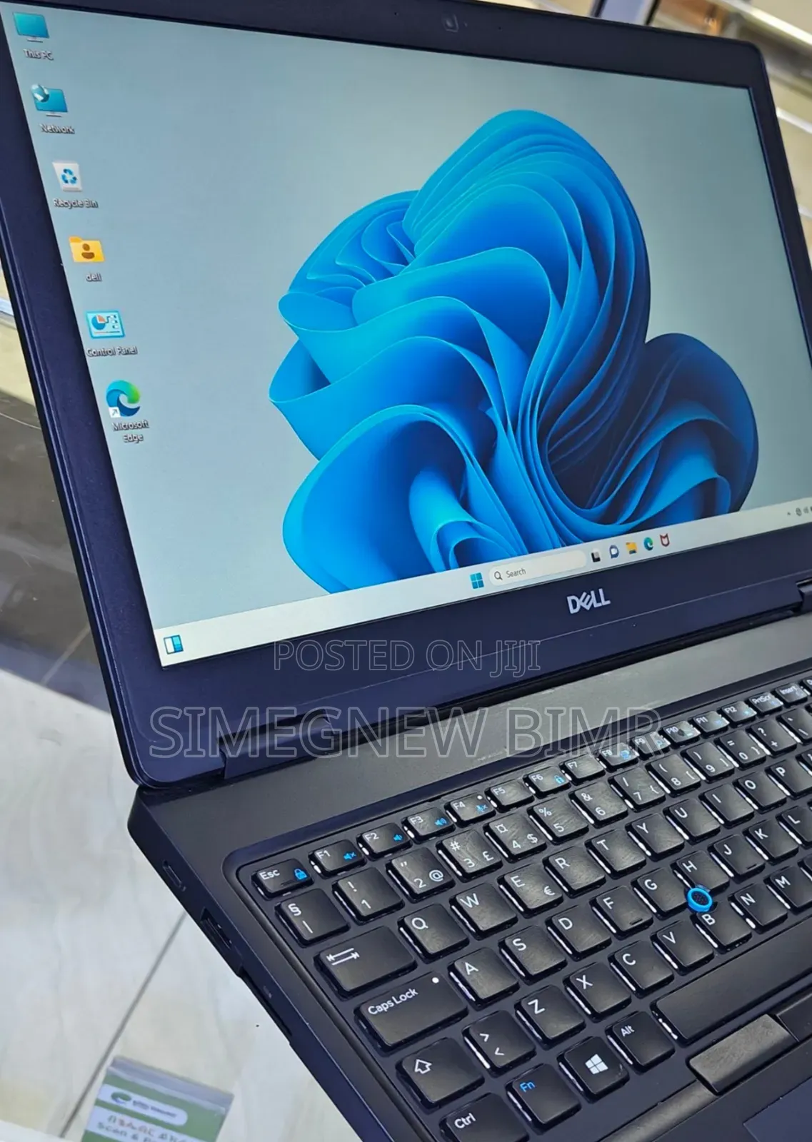 New Laptop Dell Latitude 5310 8GB Intel Core I5 SSD 256GB