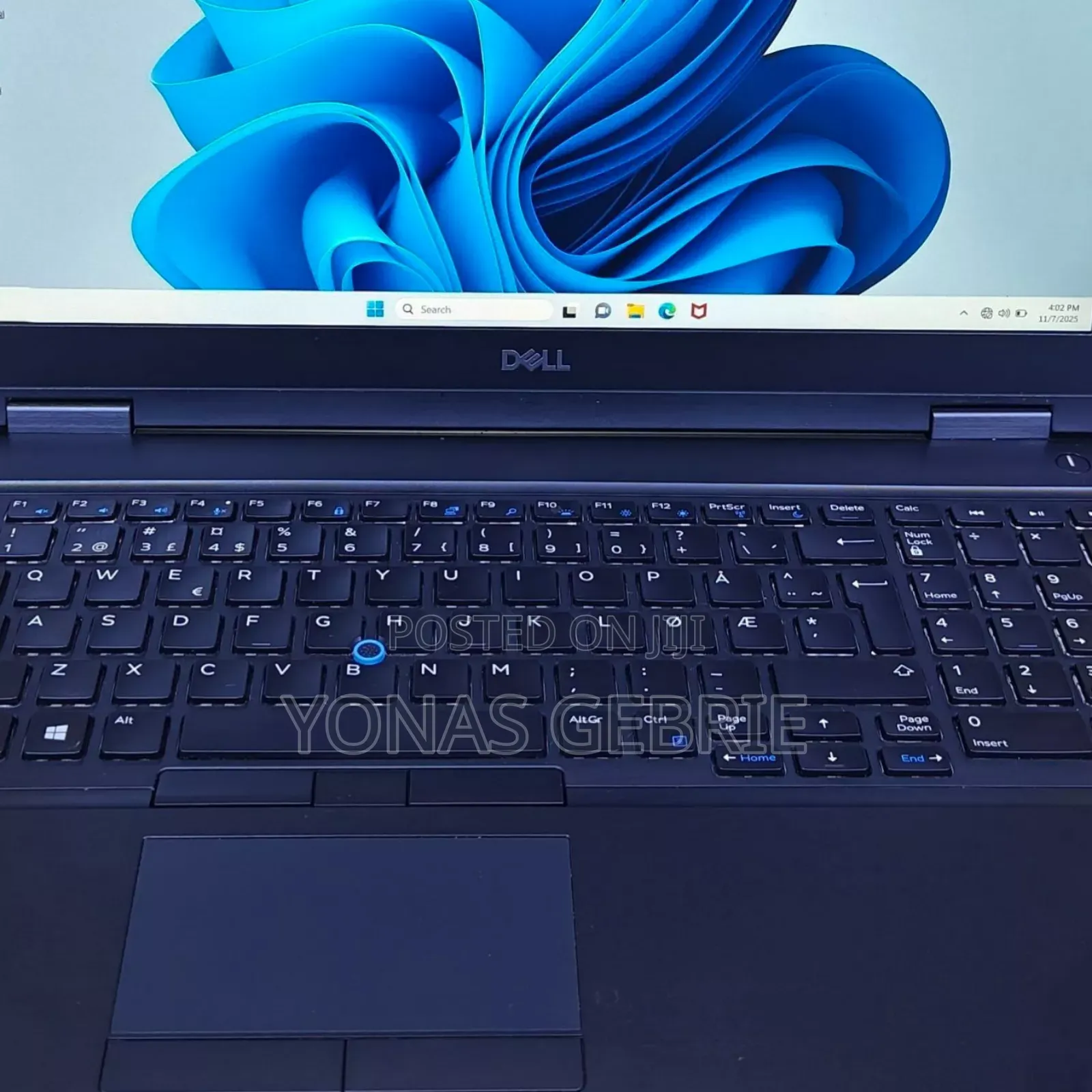 New Laptop Dell 8GB Intel Core i5 SSD 256GB