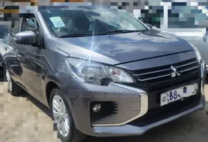 Mitsubishi Attrage 2021 Silver