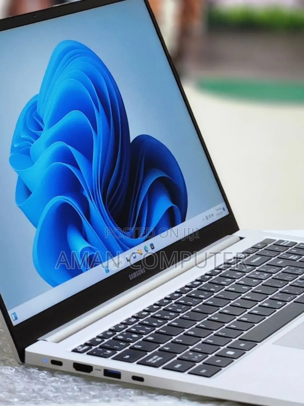 New Laptop Samsung Galaxy Book 2 8GB Intel Core I5 SSD 256GB