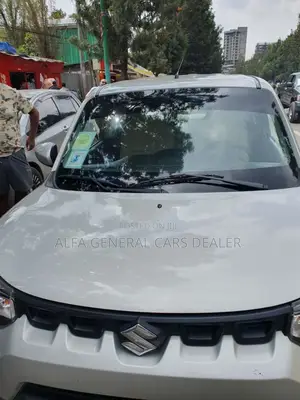 Photo - Suzuki S-Presso 2022 Silver