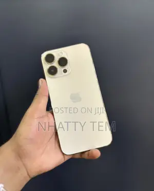 Photo - Apple iPhone 14 Pro Max 128 GB Gold