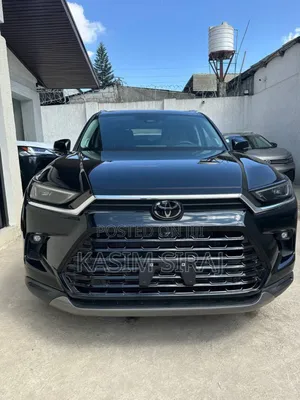 Photo - Toyota Grand Highlander Limited AWD 2024 Black