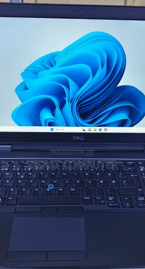 New Laptop Dell Latitude 5310 8GB Intel Core I5 SSD 256GB