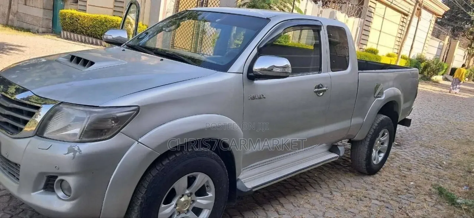 Toyota Hilux 2.5 D-4D SRX 2012 Silver
