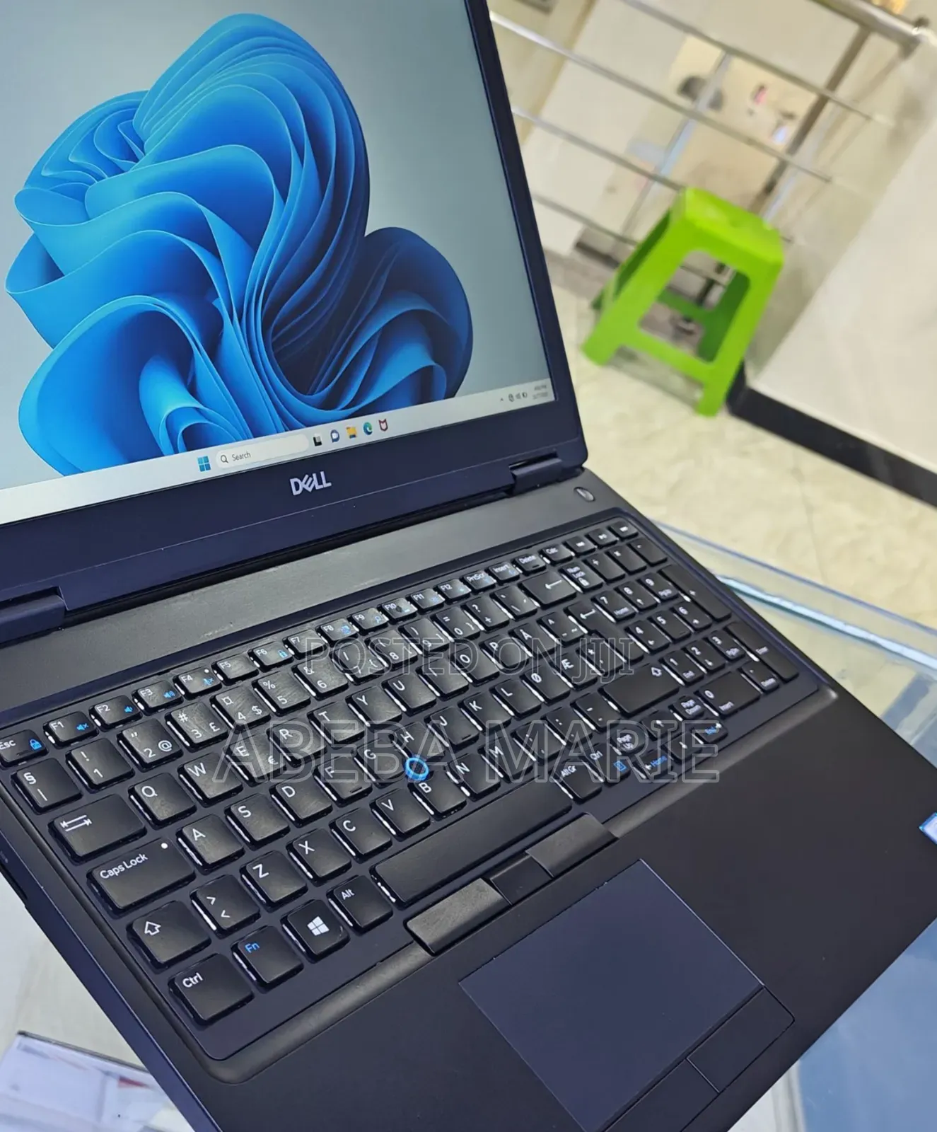 New Laptop Dell Latitude 14 3490 8GB Intel Core I5 SSD 256GB