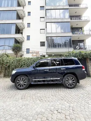 Toyota Land Cruiser 2017 Black