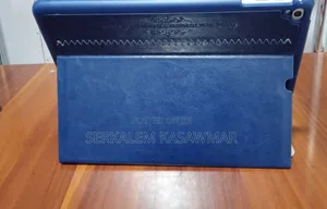 Photo - New Apple iPad 10.2 (2019) 128 GB Gray