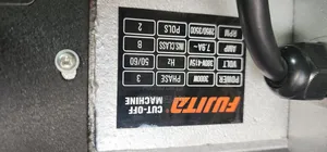 Fujita 3 Phase Cut Off Machine