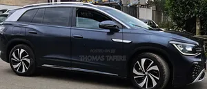 Volkswagen ID.6 2023