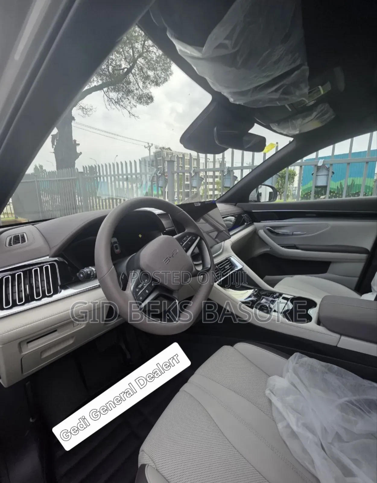 BYD Song Plus 2025 Gray