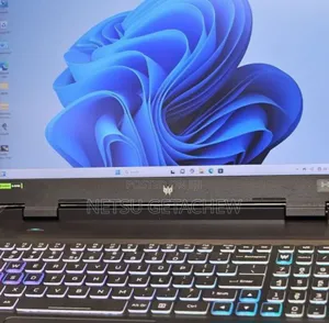 New Laptop Acer Predator Helios 300 16GB Intel Core I9 SSD 1T