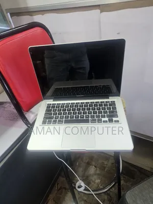 Photo - New Laptop Apple MacBook Pro 2010 8GB Intel Core I5 HDD 1T