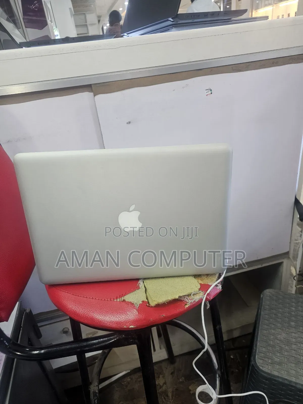 New Laptop Apple MacBook Pro 2010 8GB Intel Core I5 HDD 1T