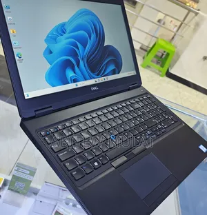 Photo - New Laptop Dell Latitude 5480 8GB Intel Core I5 SSD 256GB