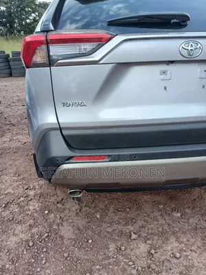 New Toyota RAV4 2022 Silver