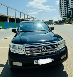 Photo - Toyota Land Cruiser 2010 Black