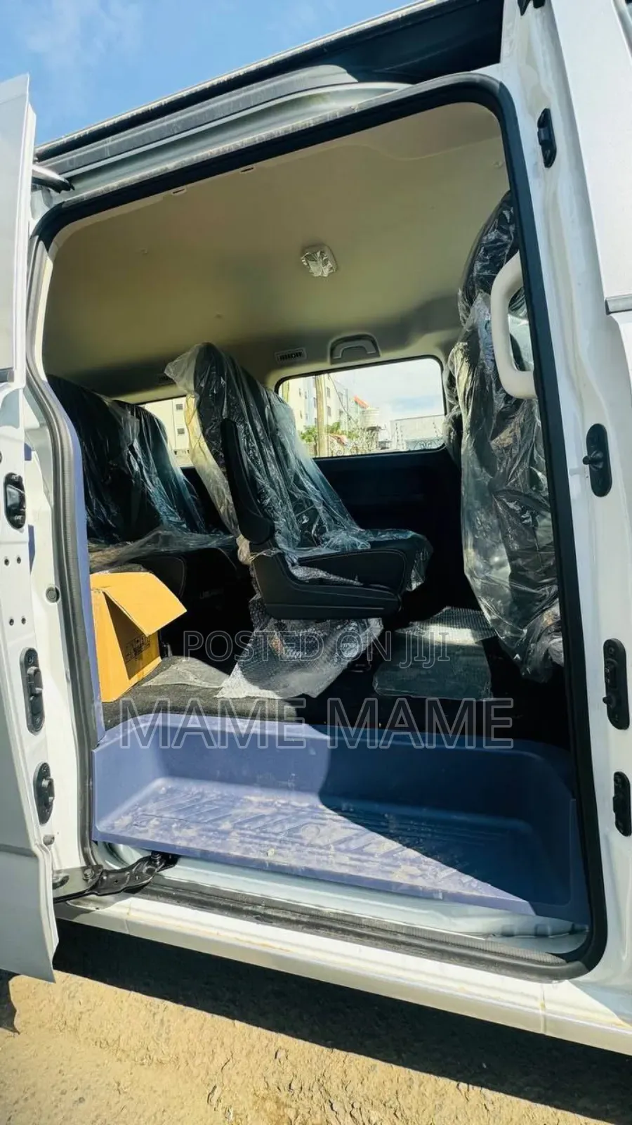 New BMW i7 2025 Silver