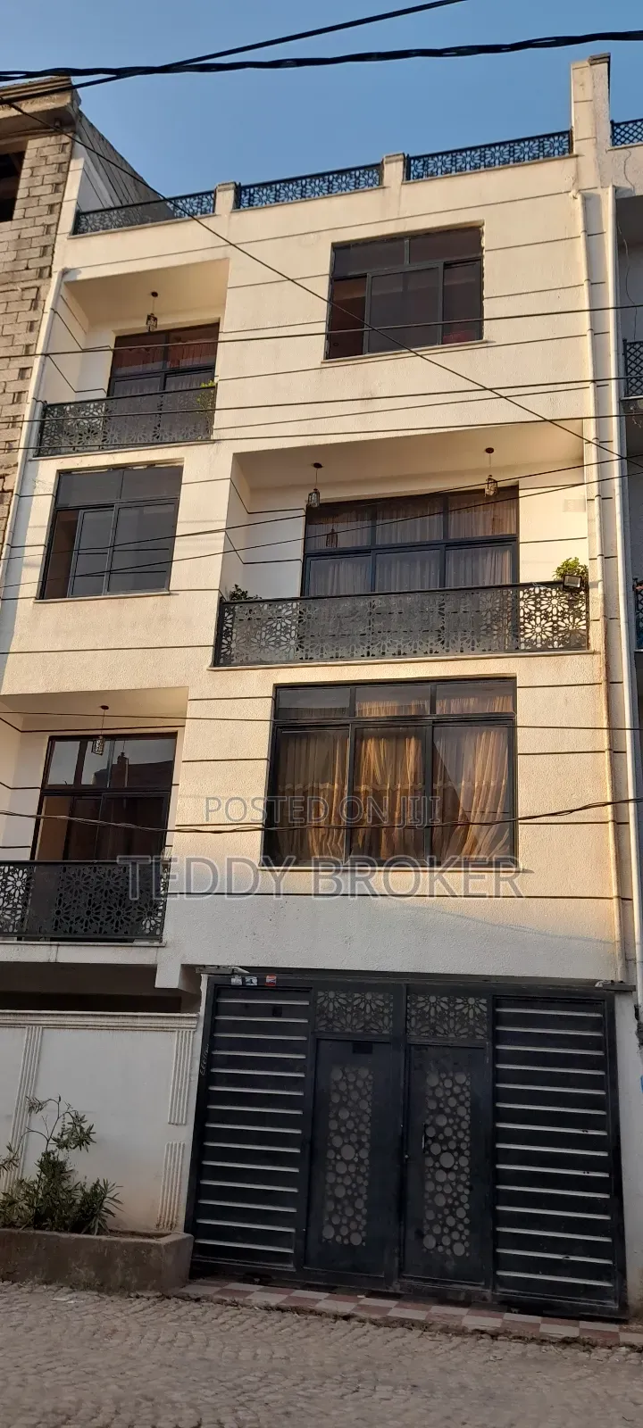 8bdrm House in Haile Garment, Nifas Silk-Lafto for sale