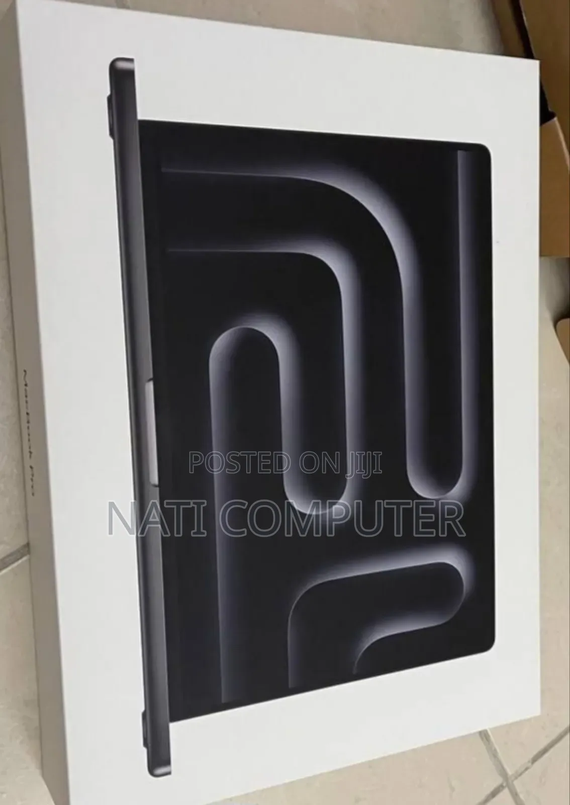 New Apple MacBook Pro 2024 M4 14-Inch 24GB Intel Core I7 SSD 512GB