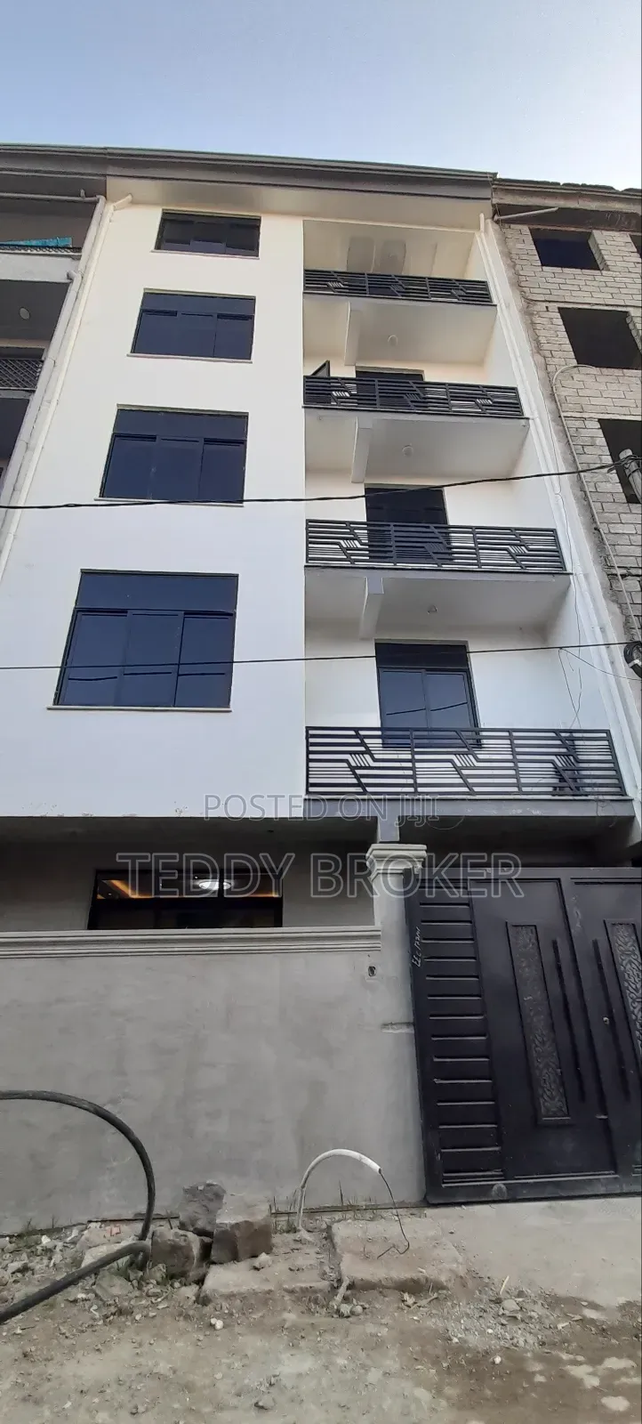 7bdrm House in Haile Garment, Nifas Silk-Lafto for sale