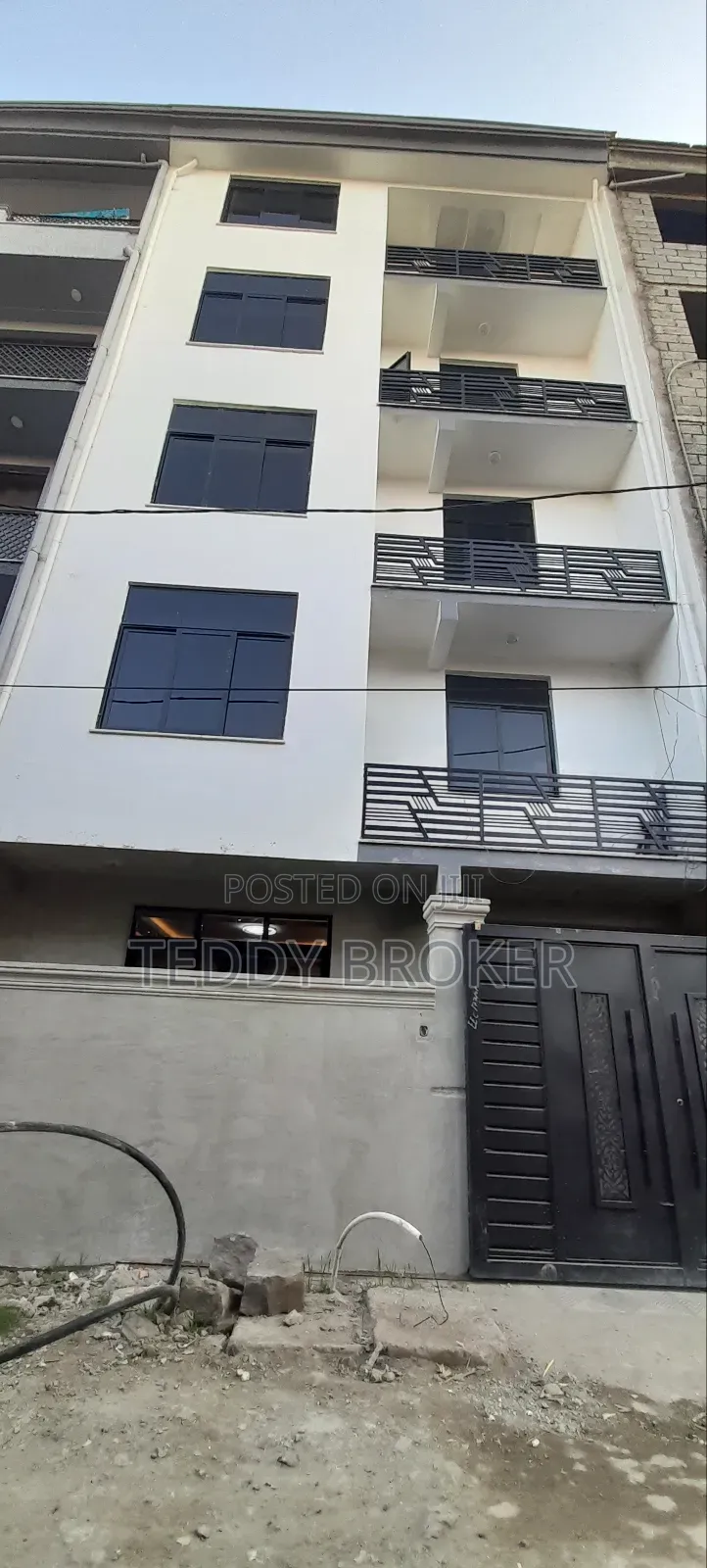 7bdrm House in Haile Garment, Nifas Silk-Lafto for sale