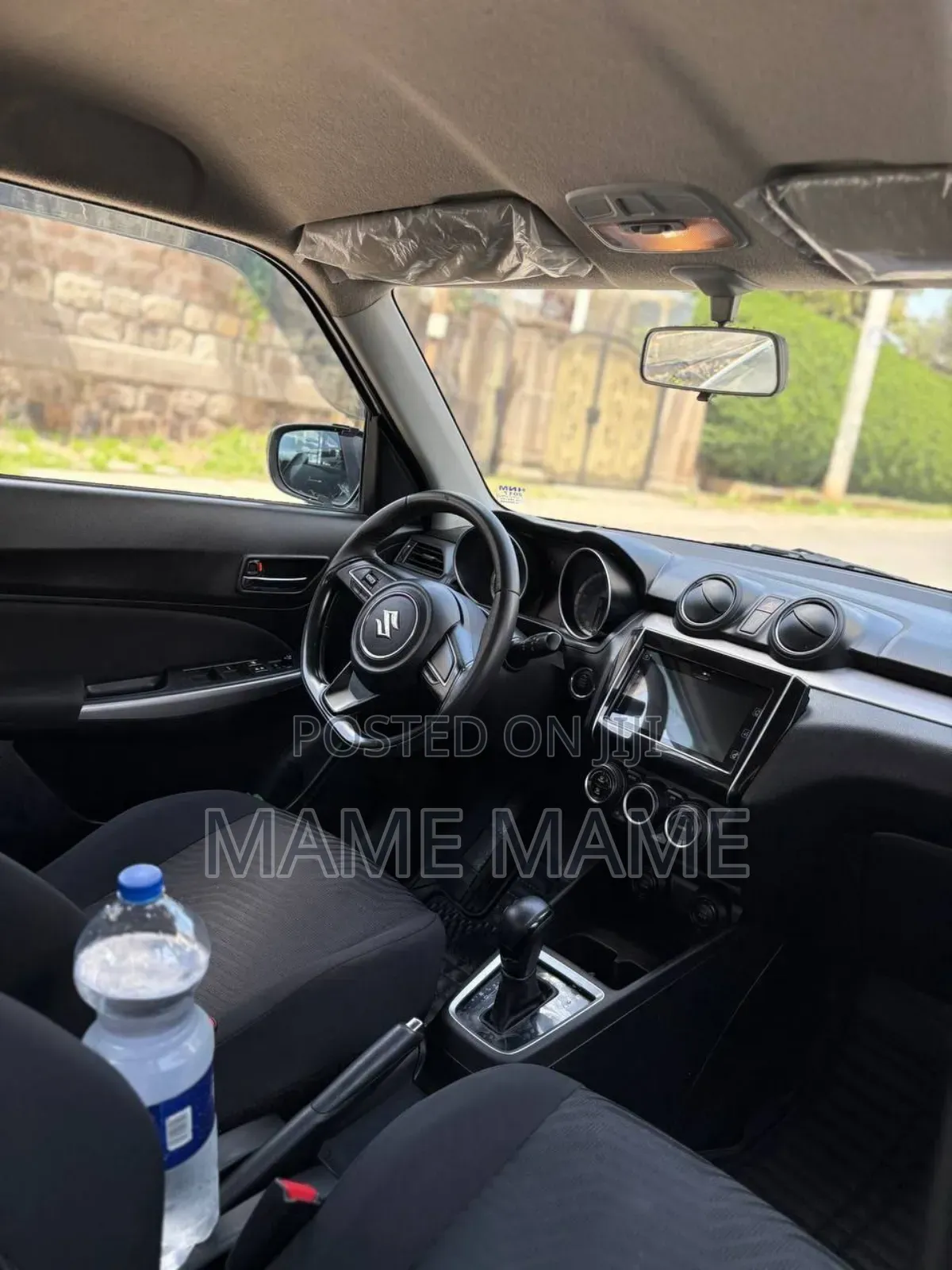 Suzuki Swift 2022 White