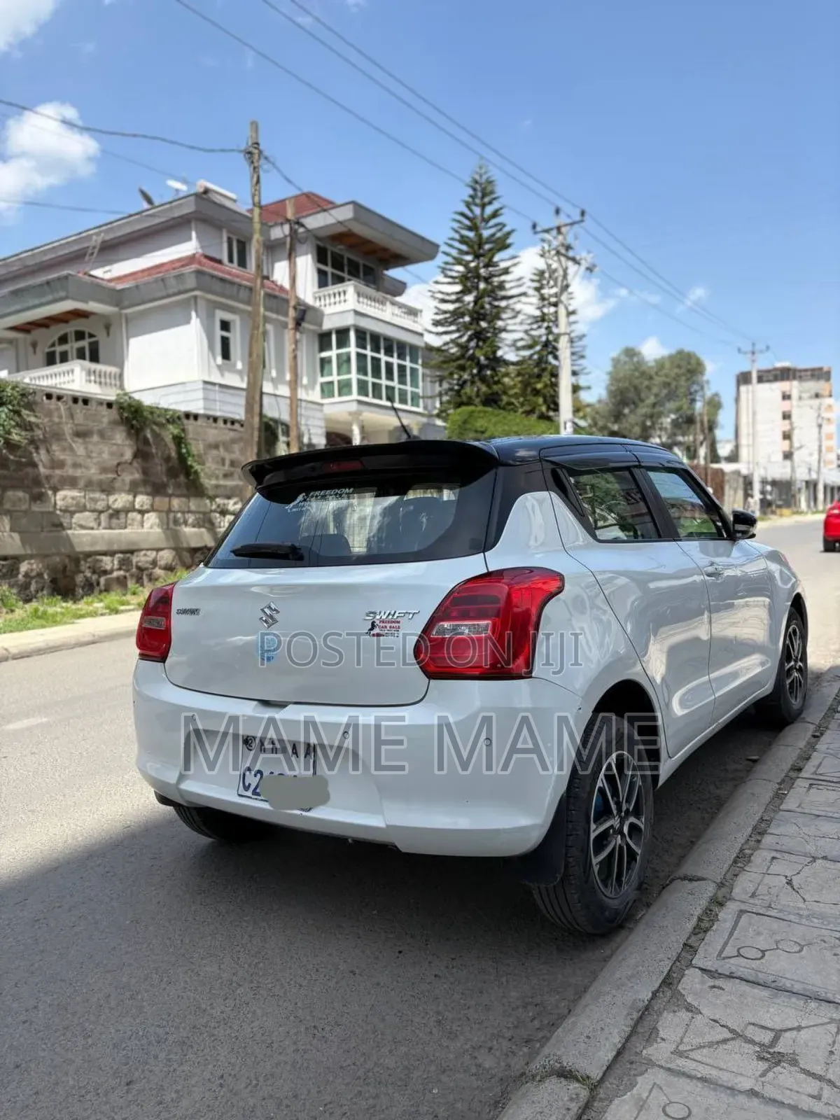 Suzuki Swift 2022 White