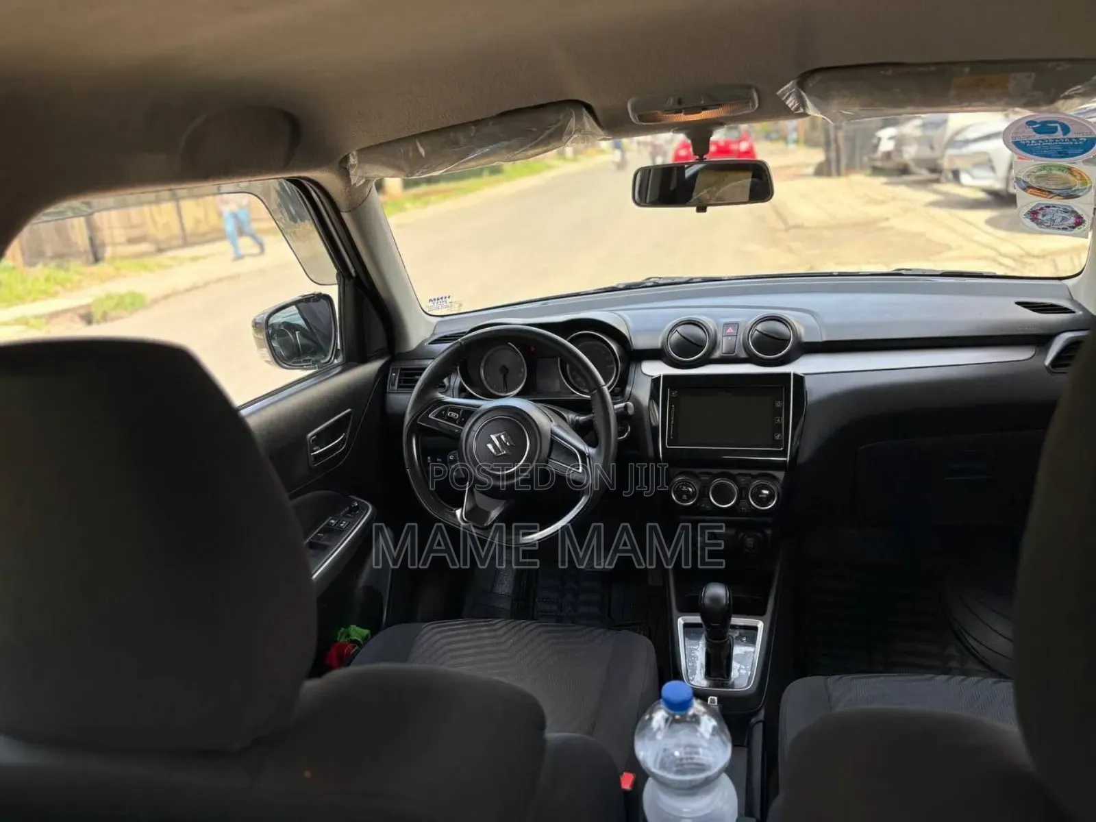 Suzuki Swift 2022 White