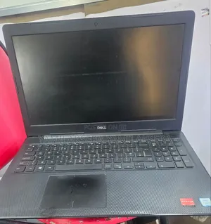 Photo - Laptop Dell 8GB Intel Core I7 HDD 1T