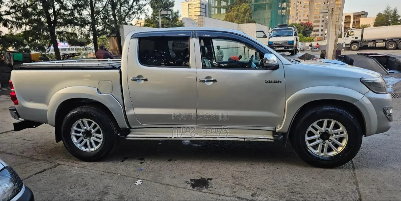 Toyota Hilux 2013 Gold