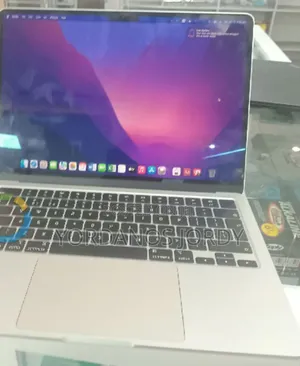 New Laptop Apple MacBook Air 2022 M2 8GB Apple M2 SSD 512GB