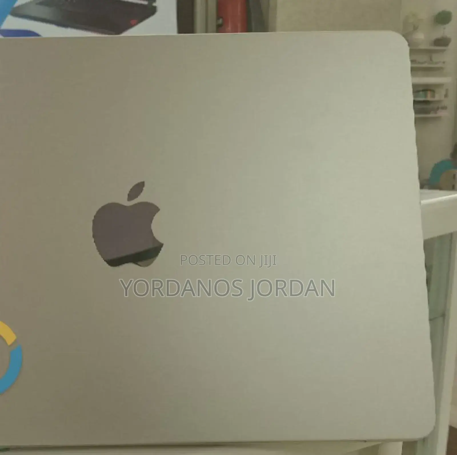 New Laptop Apple MacBook Air 2022 M2 8GB Apple M2 SSD 512GB