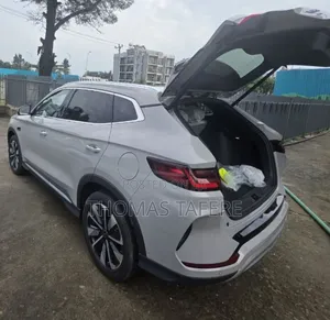 BYD Song Plus 2025 White