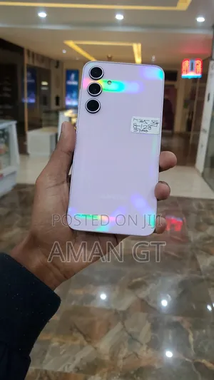 Photo - New Samsung Galaxy A35 128 GB Black