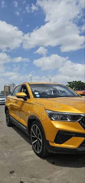 Bestune T77 1.2 FWD 2021 Yellow