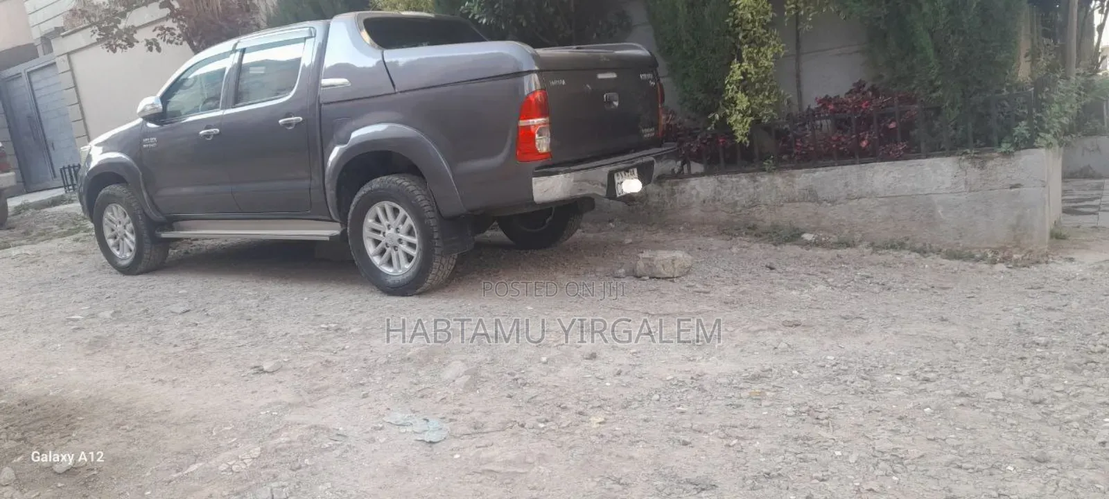 Toyota Hilux 2014 Gray