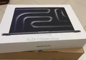 New Laptop Apple MacBook 24GB Apple M4 Pro SSD 512GB