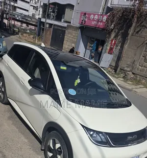 New BYD Seagull 2024 Yellow