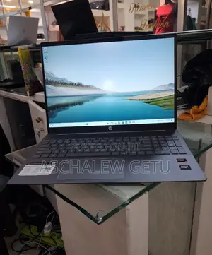 Photo - New Laptop HP Pavilion 15 8GB AMD Ryzen 5 SSD 512GB