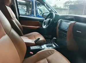 Toyota Fortuner 2.7 AWD 2018 Silver