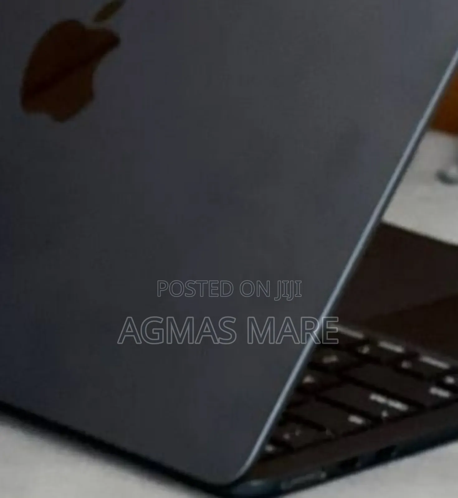 New Laptop Apple MacBook Air 2022 M2 8GB Apple M2 SSD 256GB