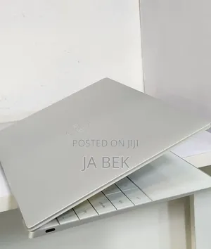 New Laptop Dell XPS 13 32GB Intel Core I7 SSD 512GB