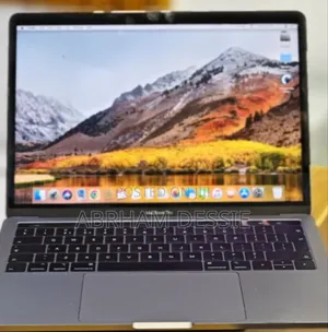 New Laptop Apple MacBook Pro 2019 16GB Intel Core I5 SSD 256GB