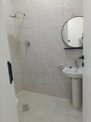6bdrm Villa in አያት, Bole for sale