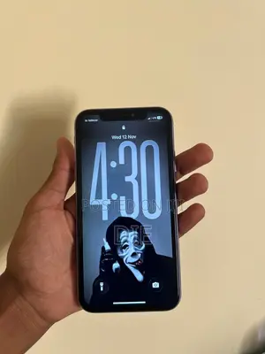 Photo - Apple iPhone 11 128 GB Purple