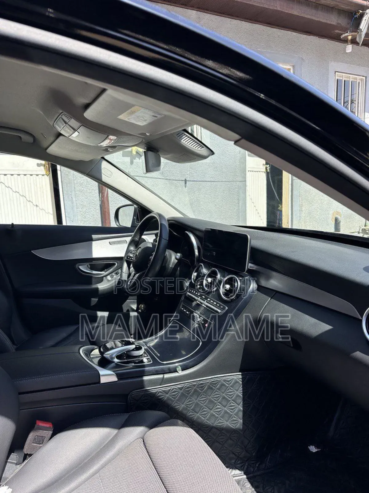 Mercedes-Benz C180 2021 Black